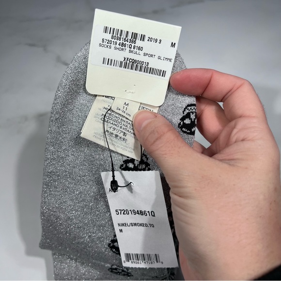Alexander McQueen Logo Short Skull Chamber Silver Black Socks - Picture 7 of 7